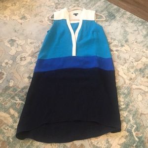 Super flattering Ann Taylor Dress in Ombre